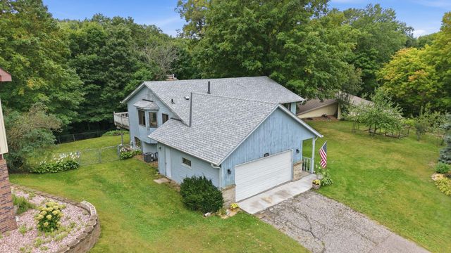 3287 Spruce Trail SW, Prior Lake, MN 55372