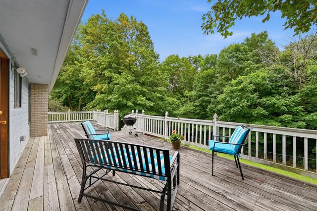 3287 Spruce Trail SW, Prior Lake, MN 55372