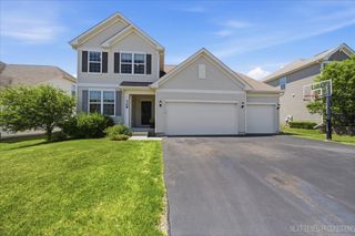 708 Rochester Lane, South Elgin, IL 60177