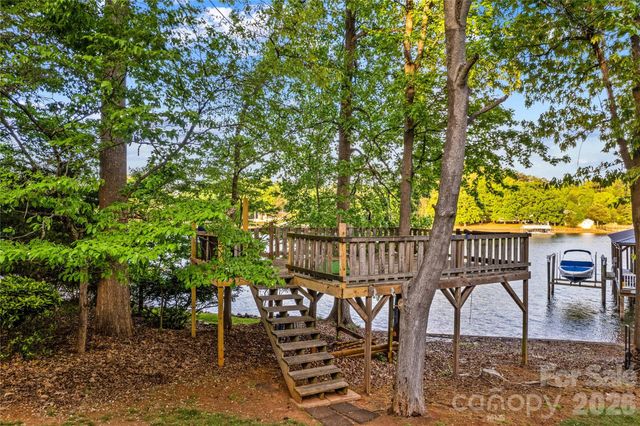 785 Kemp Road, Mooresville, NC 28117