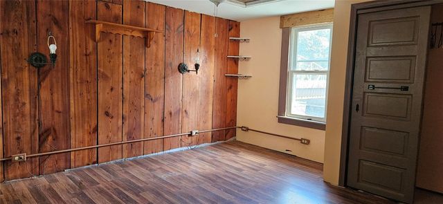 107 High Street, Kiskiminetas Twp, PA 15618