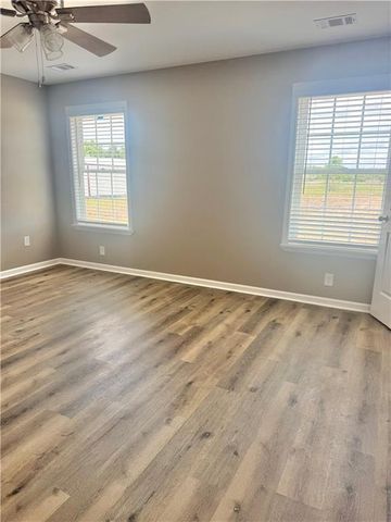 57 Crestview Road, Claxton, GA 30417