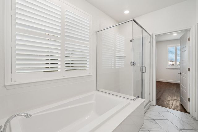 5649 Harveston Way, Sacramento, CA 95835