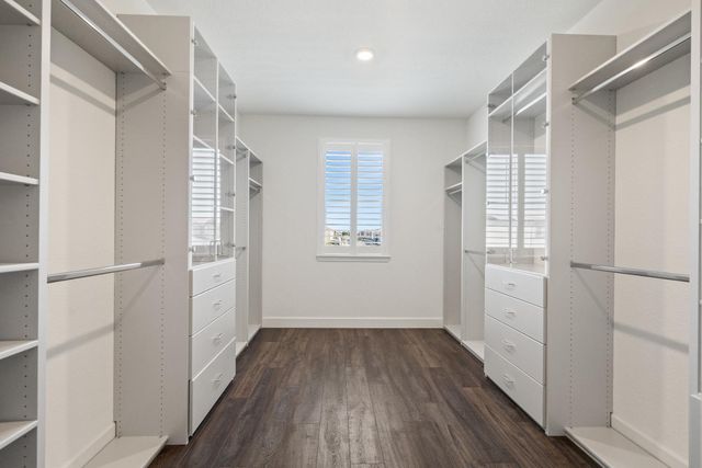 5649 Harveston Way, Sacramento, CA 95835