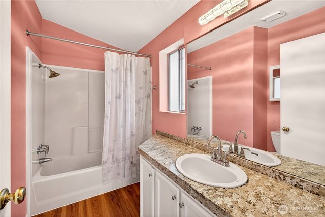 22110 Cedarview Drive E, Bonney Lake, WA 98391