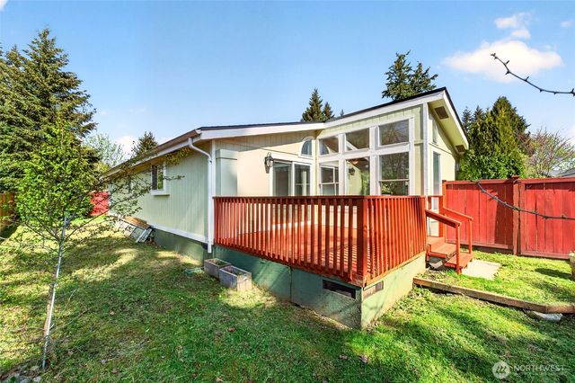 22110 Cedarview Drive E, Bonney Lake, WA 98391