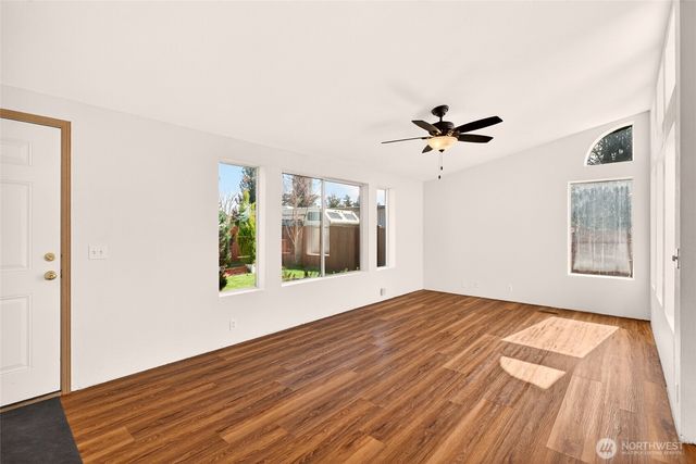 22110 Cedarview Drive E, Bonney Lake, WA 98391