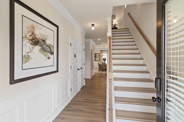 8768 Meadowvale Court, Ooltewah, TN 37363