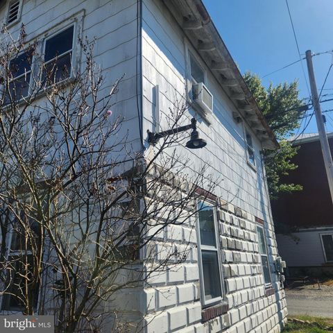526 N 2ND ST, Lykens, PA 17048