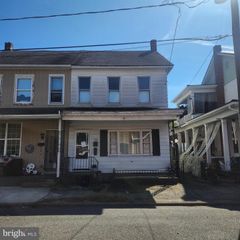 526 N 2ND ST, Lykens, PA 17048
