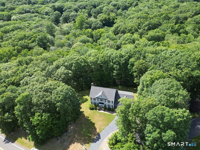 100 Hollister Drive, Avon, CT 06001