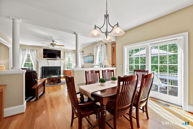 100 Hollister Drive, Avon, CT 06001