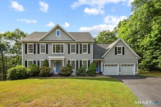 100 Hollister Drive, Avon, CT 06001