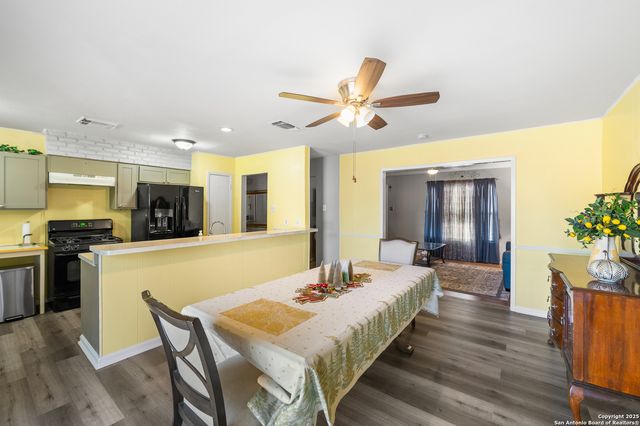 4423 SUN VISTA LN, San Antonio, TX 78217