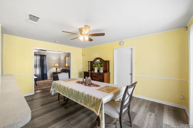 4423 SUN VISTA LN, San Antonio, TX 78217