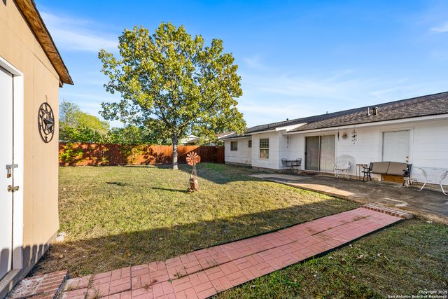 4423 SUN VISTA LN, San Antonio, TX 78217