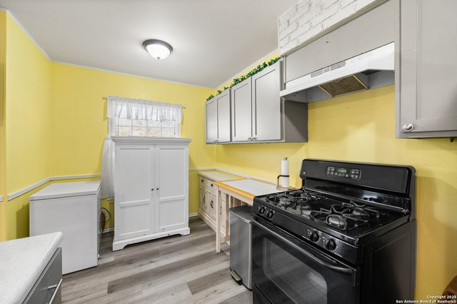 4423 SUN VISTA LN, San Antonio, TX 78217