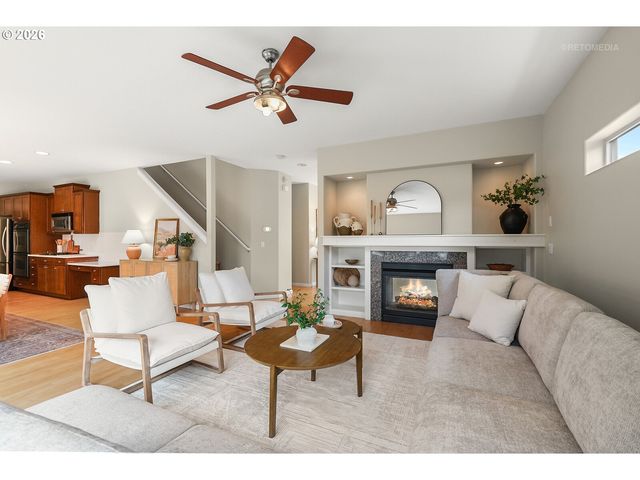 13601 Se ROLLING MEADOWS Dr, Happy Valley, OR 97086