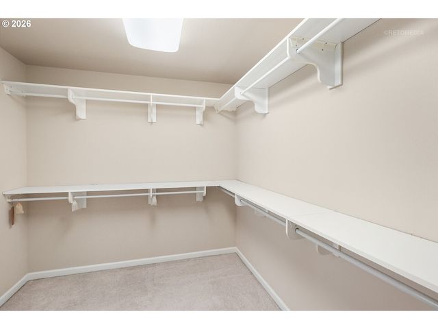 13601 Se ROLLING MEADOWS Dr, Happy Valley, OR 97086