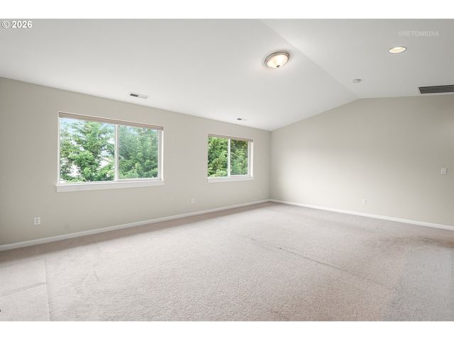 13601 Se ROLLING MEADOWS Dr, Happy Valley, OR 97086