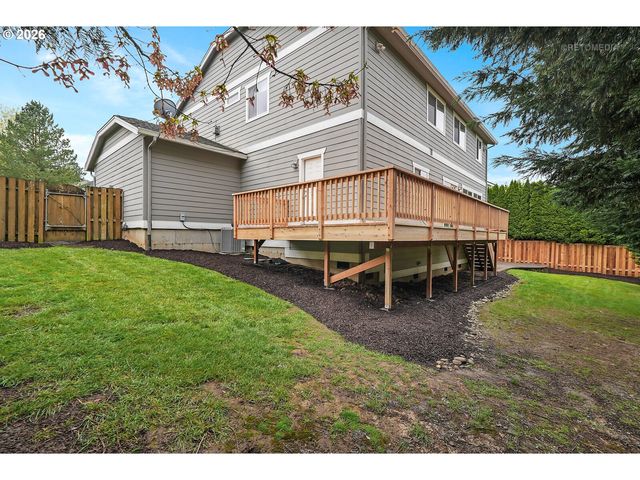 13601 Se ROLLING MEADOWS Dr, Happy Valley, OR 97086