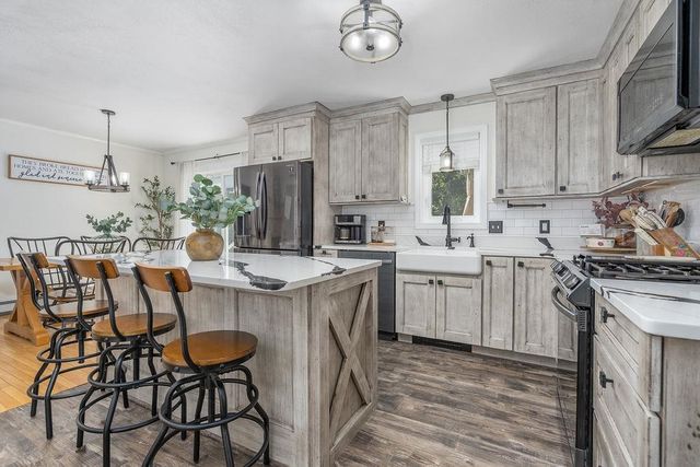 269 Old Bay Road, New Durham, NH 03855
