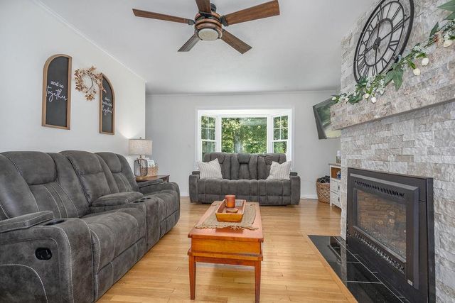 269 Old Bay Road, New Durham, NH 03855