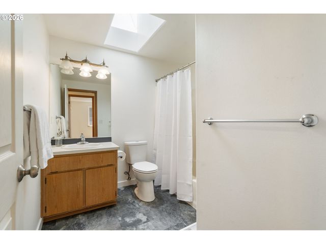 6925 Se 65TH Ave, Portland, OR 97206