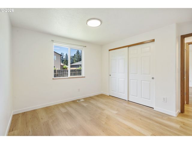 6925 Se 65TH Ave, Portland, OR 97206