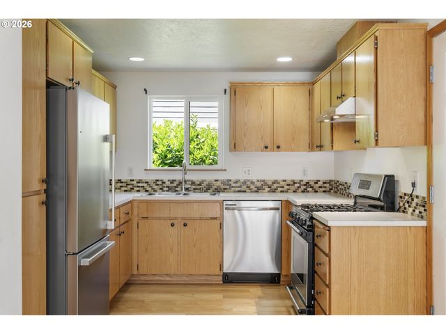 6925 Se 65TH Ave, Portland, OR 97206