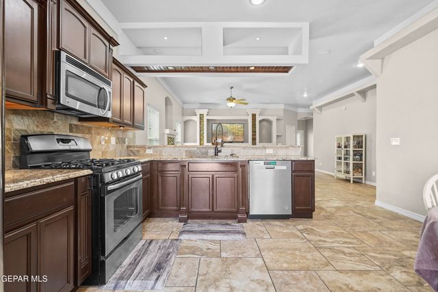 14636 GINGER KERRICK, El Paso, TX 79938