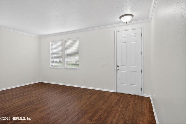2425 ADAMS LAKE Boulevard, Jacksonville, FL 32221