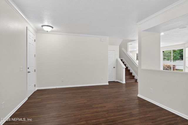 2425 ADAMS LAKE Boulevard, Jacksonville, FL 32221