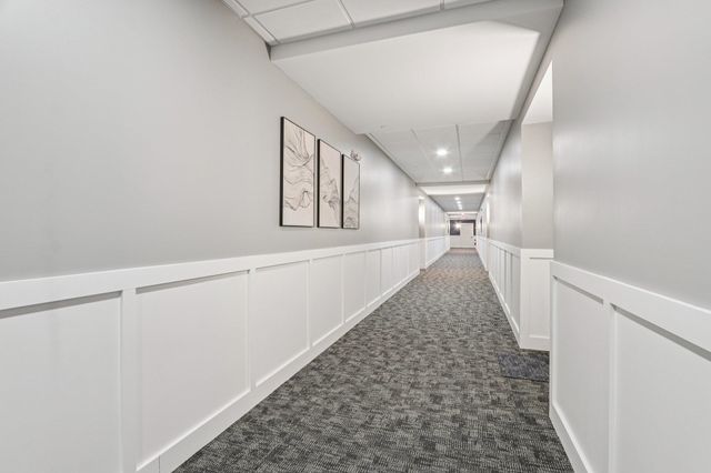 10100 S Willow St Unit 208, Manchester, NH 03103