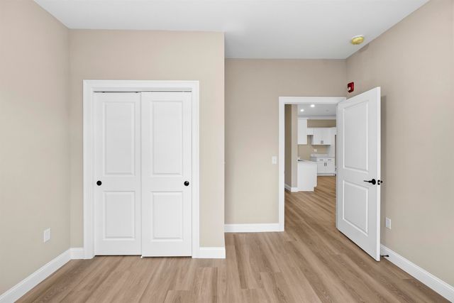 10100 S Willow St Unit 208, Manchester, NH 03103