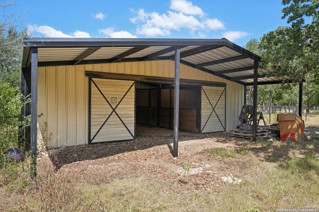 1290 Hidden Oaks, Bulverde, TX 78163