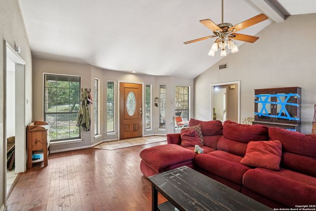 1290 Hidden Oaks, Bulverde, TX 78163