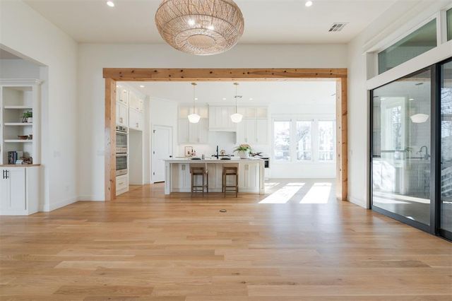 1401 Historical Avenue, Edmond, OK 73034