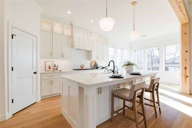 1401 Historical Avenue, Edmond, OK 73034