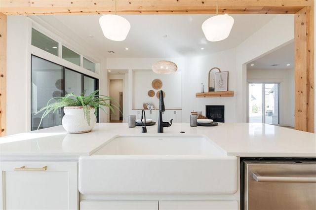 1401 Historical Avenue, Edmond, OK 73034