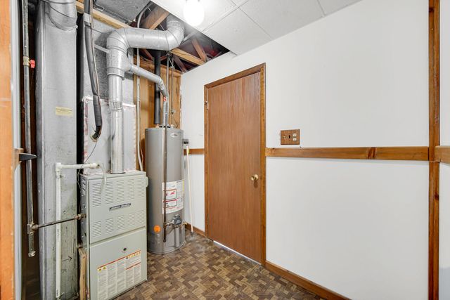 1755 Selo Drive, Schererville, IN 46375