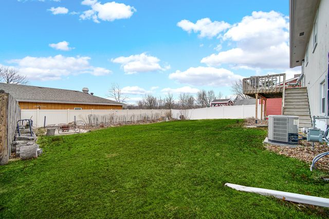 1755 Selo Drive, Schererville, IN 46375