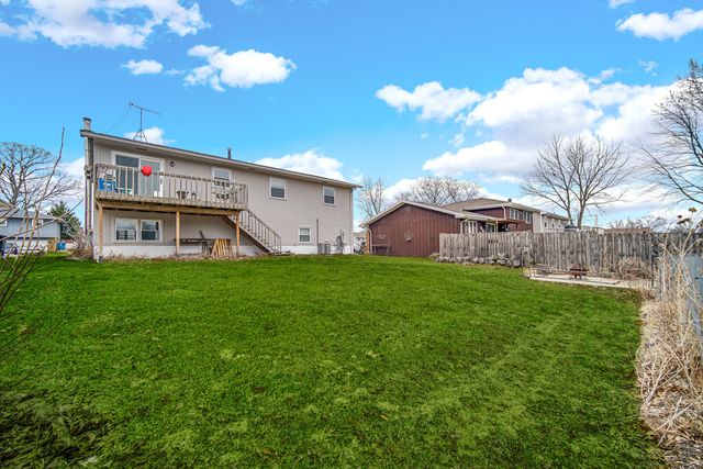 1755 Selo Drive, Schererville, IN 46375