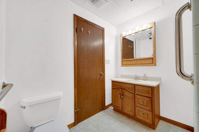 1755 Selo Drive, Schererville, IN 46375