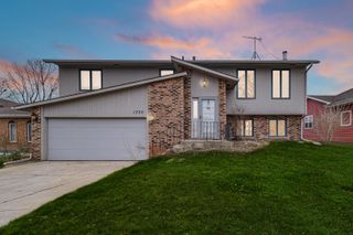 1755 Selo Drive, Schererville, IN 46375