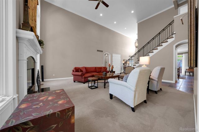 4502 Forest Edge Lane, West Bloomfield Charter Township, MI 48323