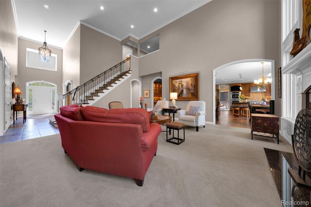 4502 Forest Edge Lane, West Bloomfield Charter Township, MI 48323