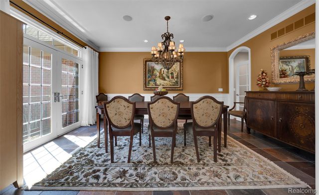 4502 Forest Edge Lane, West Bloomfield Charter Township, MI 48323