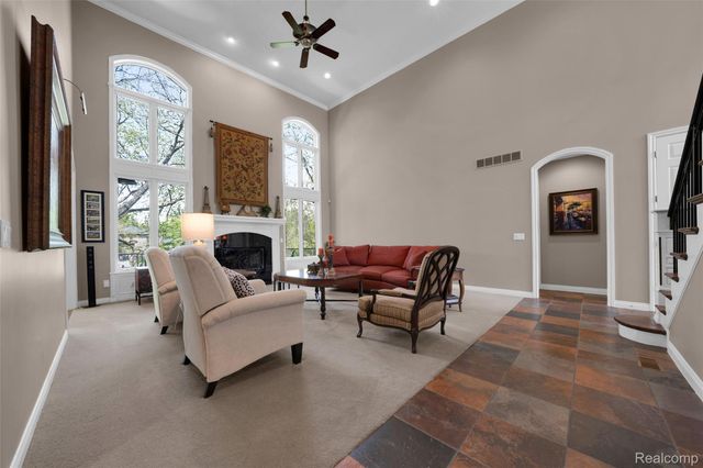 4502 Forest Edge Lane, West Bloomfield Charter Township, MI 48323