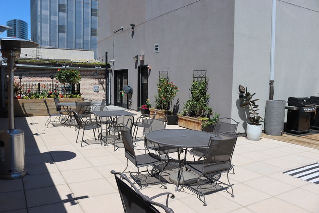 8 W Monroe Street 607, Chicago, IL 60603